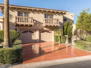 Photo #2: 6190353 Listing