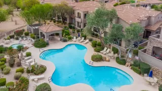 Photo #1: 6190422 Listing 