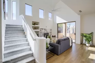 Photo #3: 6190478 Listing