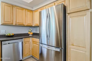 Photo #4: 6190491 Listing