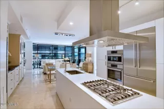 Photo #5: 6190852 Listing