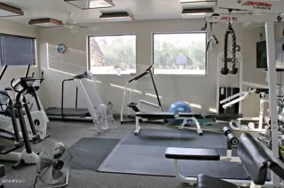 Photo #6: 6190891 Listing