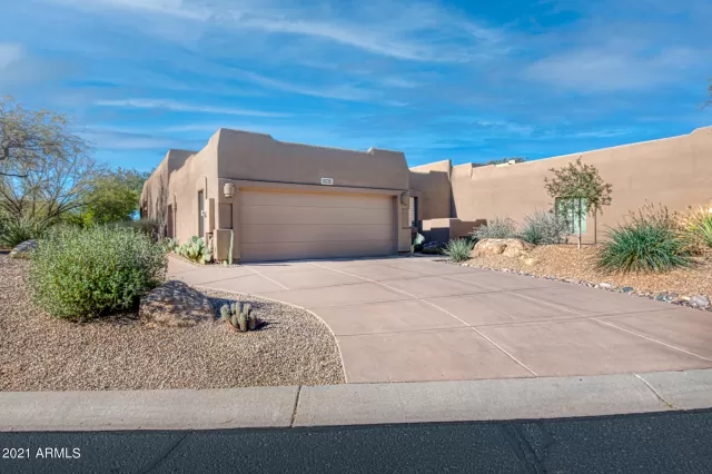 MLS: 6190904 Condo For Sale