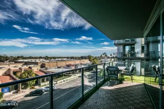 Photo #3: 6190942 Listing