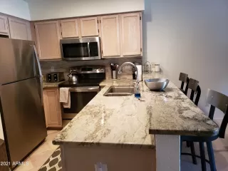 Photo #2: 6190944 Listing