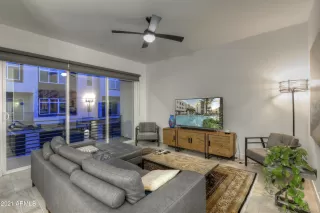 Photo #6: 6190967 Listing 