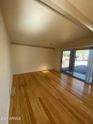 Photo #1: 6190993 Listing