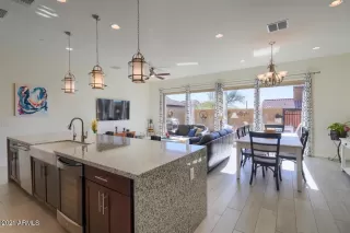 Photo #3: 6191241 Listing