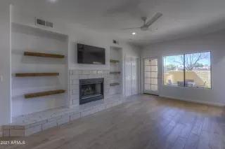 Photo #2: 6191295 Listing