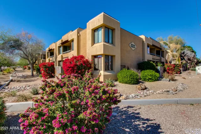 MLS: 6191367 Condo For Sale