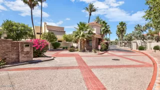 Photo #3: 6191526 Listing