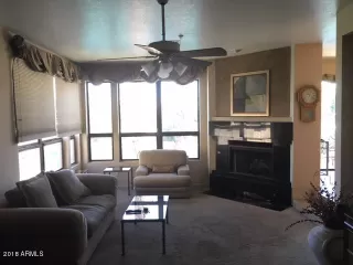 Photo #6: 6191526 Listing