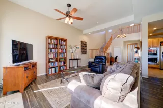Photo #6: 6191703 Listing