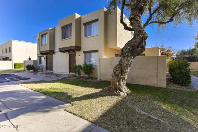 MLS: 6191853 Condo For Sale