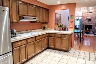 Photo #4: 6191897 Listing