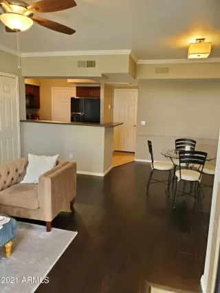 Photo #4: 6191907 Listing