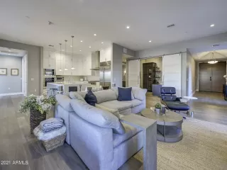 Photo #3: 6191935 Listing