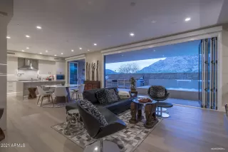 Photo #5: 6192017 Listing