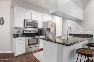 Photo #5: 6192023 Listing