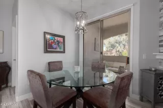 Photo #6: 6192187 Listing 