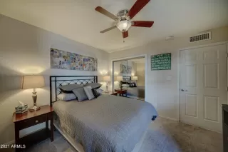 Photo #5: 6192359 Listing