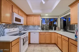 Photo #6: 6192396 Listing