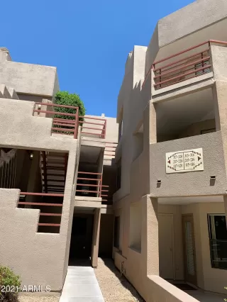 Photo #4: 6192403 Listing