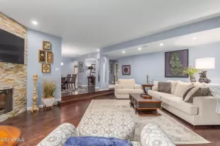 Photo #2: 6192433 Listing