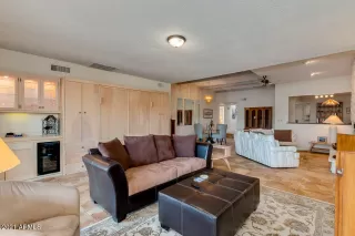 Photo #5: 6192556 Listing