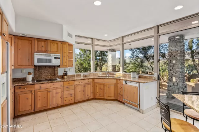 MLS: 6192622 Condo For Sale