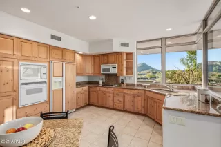 Photo #5: 6192622 Listing