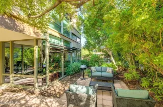 Photo #1: 6192662 Listing 