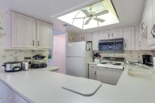 Photo #2: 6192714 Listing