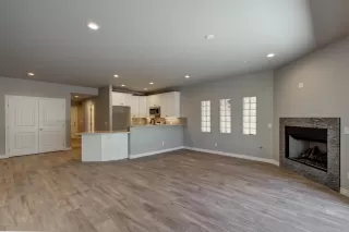 Photo #4: 6192733 Listing