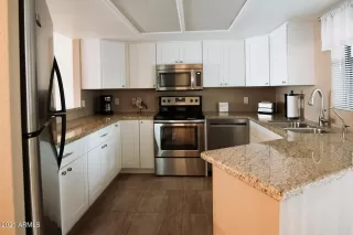 Photo #5: 6192770 Listing