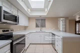 Photo #2: 6192839 Listing 
