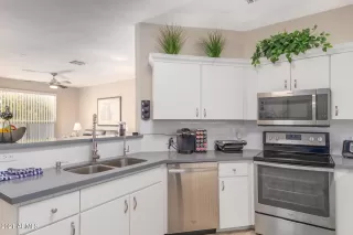 Photo #3: 6193148 Listing 