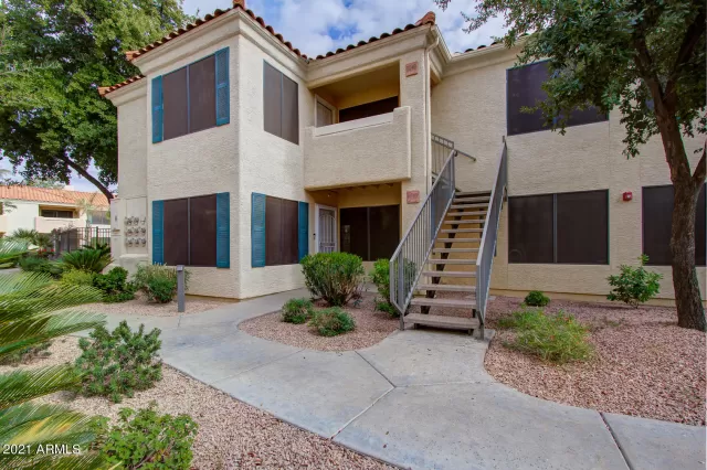 MLS: 6193168 Condo For Sale