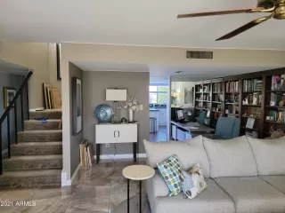 Photo #2: 6193178 Listing