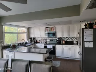 Photo #5: 6193178 Listing