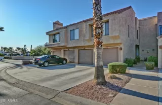 Photo #2: 6193218 Listing