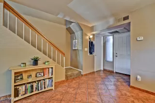 Photo #3: 6193218 Listing