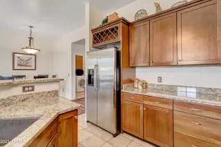 Photo #6: 6193288 Listing 