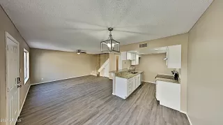 Photo #5: 6193456 Listing