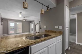 Photo #3: 6193571 Listing