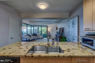 Photo #2: 6193686 Listing