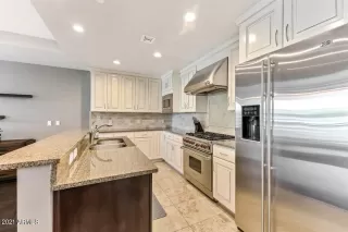Photo #4: 6193730 Listing