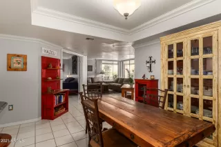 Photo #4: 6193830 Listing