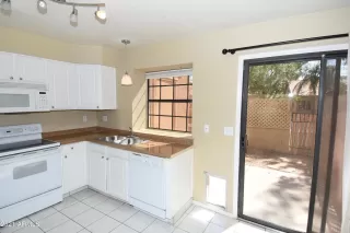 Photo #6: 6193931 Listing