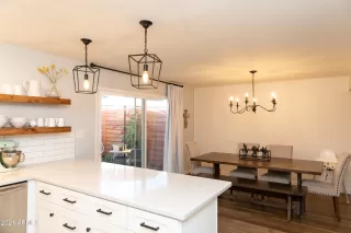 Photo #6: 6194019 Listing